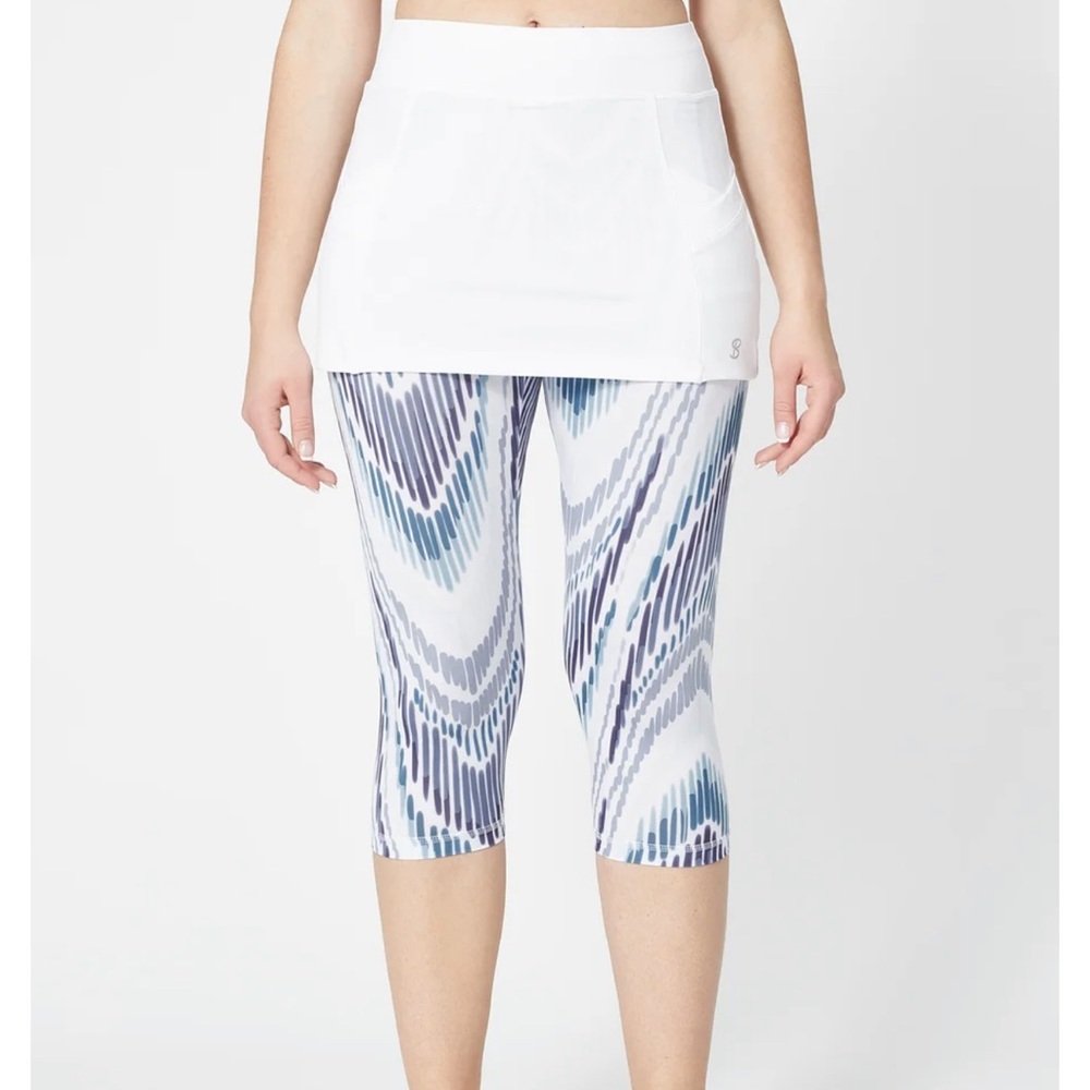 Sofibella Women’s UV Feather Abaza Tennis Skort SZ M